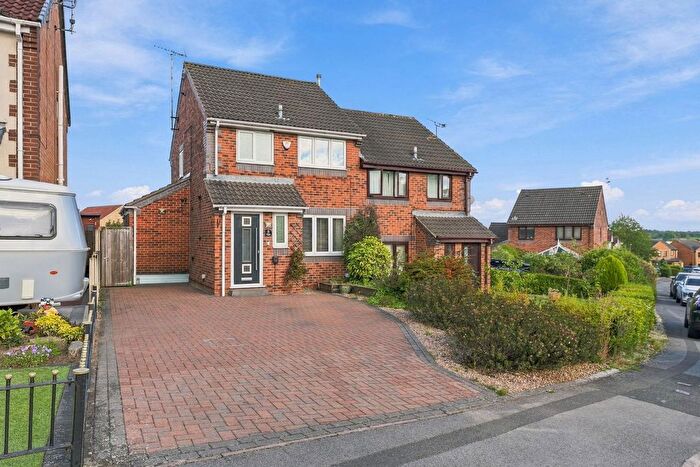3 Bedroom Semi-Detached House For Sale In Brackens Lane, Barlborough, S43