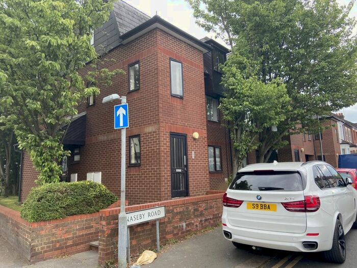 1 Bedroom Flat To Rent In Dallow Road, Luton, LU1