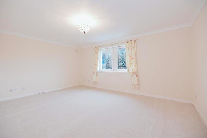 2 Bedroom Flat To Rent In L Slateford Road, Edinburgh, EH14