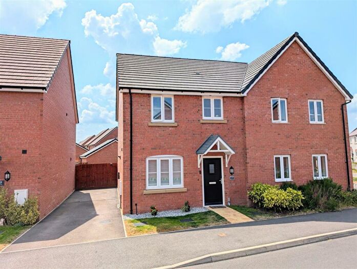 3 Bedroom Semi-Detached House For Sale In Romney Way, Kingstone, Hereford, HR2