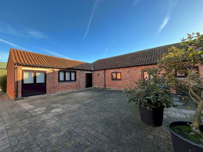 2 Bedroom Barn Conversion To Rent In Oxton Road, Southwell, NG25