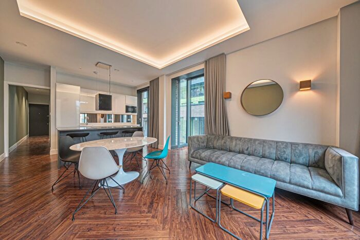 2 Bedroom Flat To Rent In Hermes House, Southwark, SE1