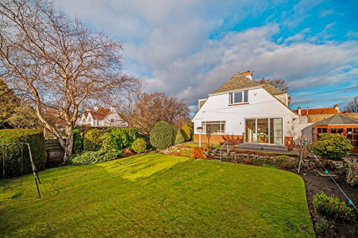 4 Bedroom Detached House For Sale In Ravelston Dykes, Edinburgh, EH12