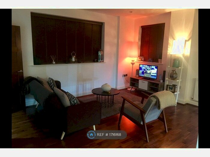 1 Bedroom Flat To Rent In Junction Road, South Croydon, CR2