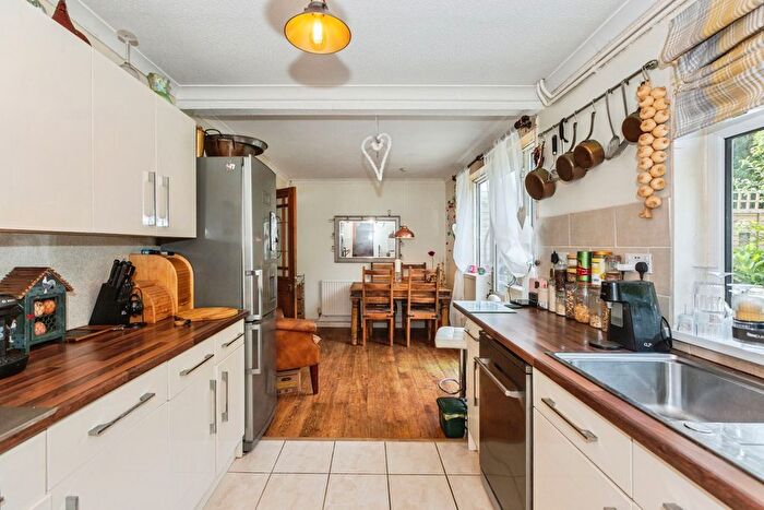 3 Bedroom Semi-Detached House For Sale In Linden Avenue, Swansea, West Glamorgan, SA3