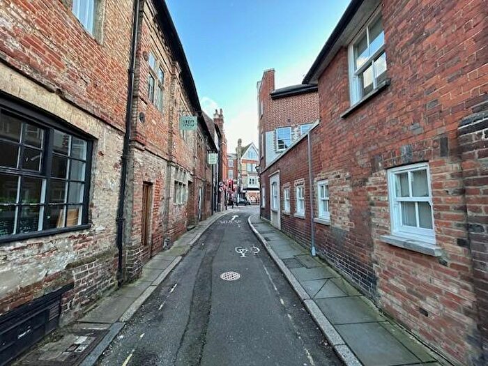 1 Bedroom Apartment To Rent In North Street, Dorking, RH4