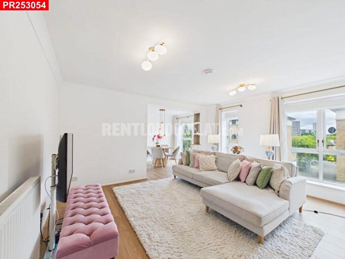 2 Bedroom Flat To Rent In Silvertown – Bedrooms Flat, E16
