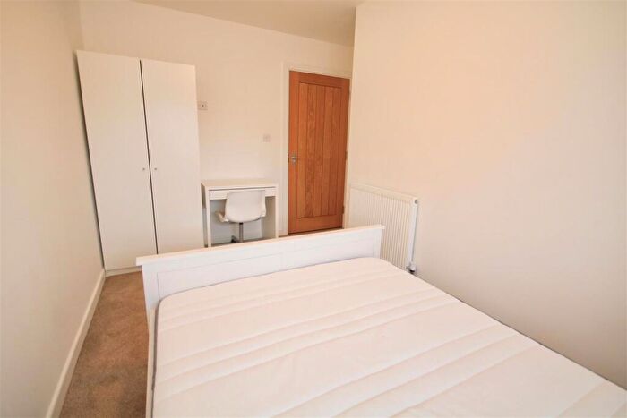 2 Bedroom Flat To Rent In Enterprise House, Isambard Brunel Road, Portsmouth, PO1