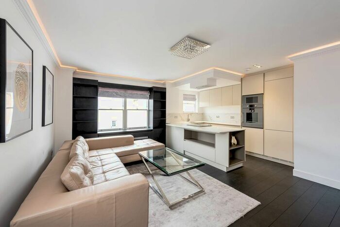 1 Bedroom Flat For Sale In Queens Gate, South Kensington, London, SW7