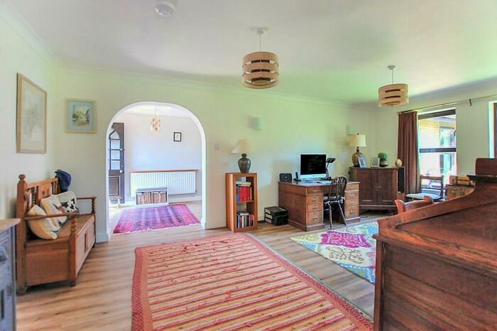 4 Bedroom Detached Bungalow To Rent In Balcarras Retreat, Charlton Kings, Cheltenham, GL53