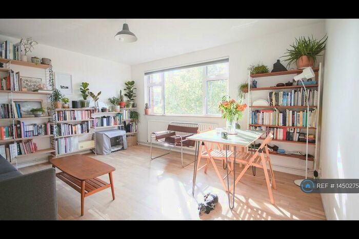 2 Bedroom Flat To Rent In St. Asaphs Court, London, SE4