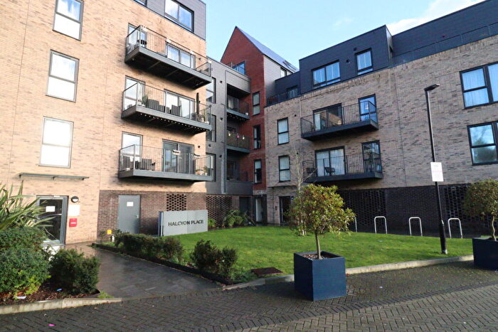2 Bedroom Apartment To Rent In Halcyon Place, Brentwood, Essex, CM14