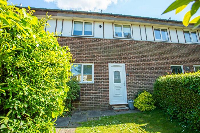 2 Bedroom Terraced House For Sale In Churchill Avenue, Herne Bay, CT6
