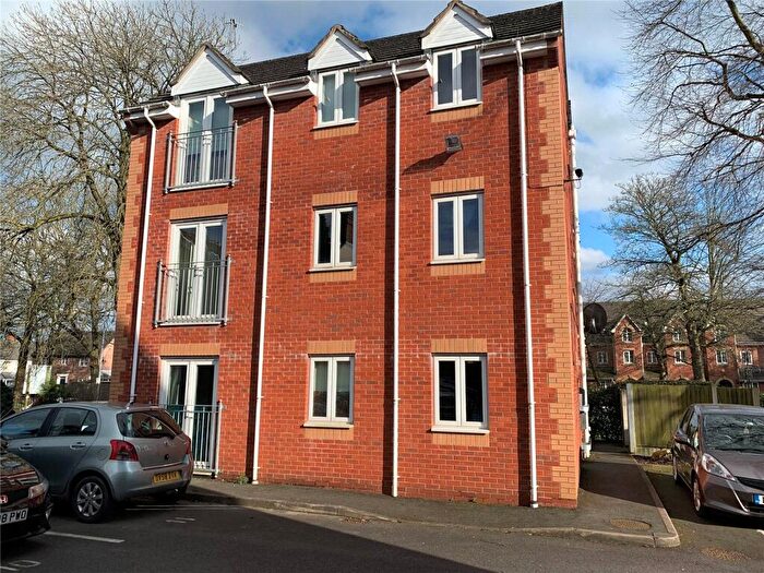 2 Bedroom Flat For Sale In James Street, Stoke-on-Trent, Staffordshire, ST4