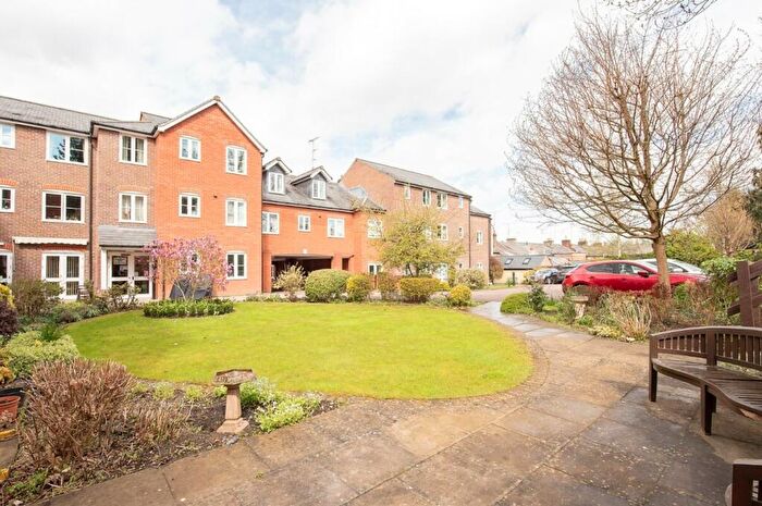 1 Bedroom Apartment For Sale In Southdown Road, Harpenden, Hertfordshire, AL5