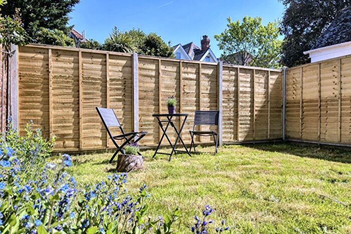 2 Bedroom Flat For Sale In Boscombe, BH1