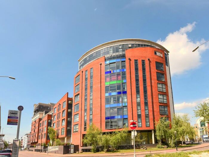 2 Bedroom Apartment To Rent In Kennet Street, Reading, RG1