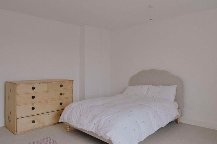 7 Bedroom Detached House To Rent In Bishops Road, Claverham, BS49