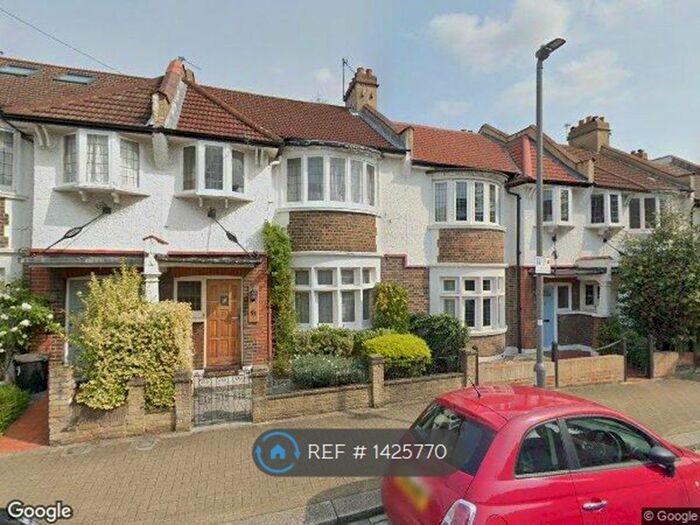 3 Bedroom Terraced House To Rent In Bracken Avenue, London, SW12