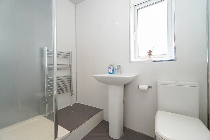 2 Bedroom Terraced House For Sale In Auchnacraig Road, Faifley, G81