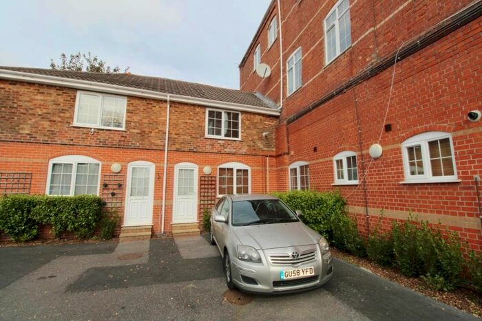 2 Bedroom Terraced House To Rent In Palmerston Road, Bournemouth, BH1