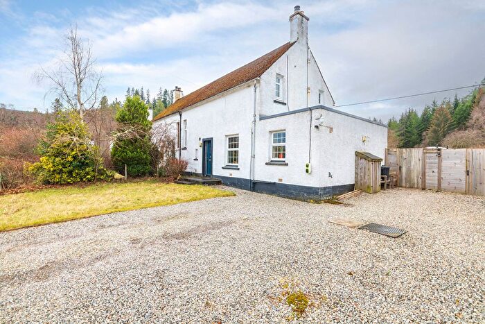 3 Bedroom Semi-Detached House For Sale In Shenval, Glen Urquhart, Drumnadrochit, IV63