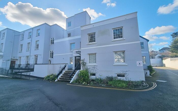 2 Bedroom Flat For Sale In Plantation Terrace, Sefton Court Plantation Terrace, EX7