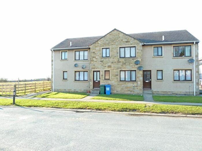 4 Bedroom Terraced House To Rent In Sharphaw Avenue, Skipton, North Yorkshire, Uk, BD23