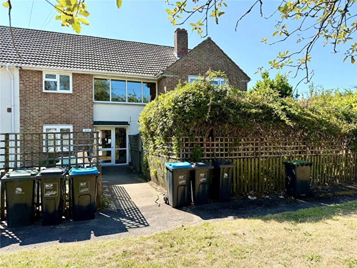 1 Bedroom Apartment For Sale In Dorset Road, Christchurch, Dorset, BH23