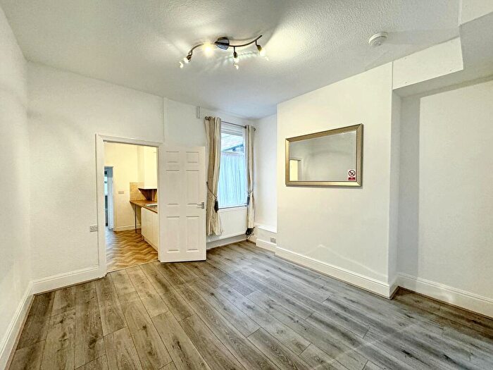 3 Bedroom Terraced House To Rent In Dean Street, Coventry, CV2