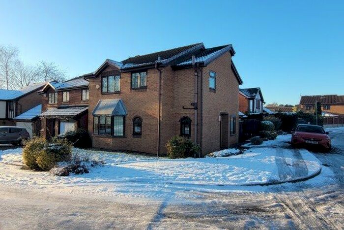 3 Bedroom Property To Rent In Oldstead Grove, Bolton, BL3