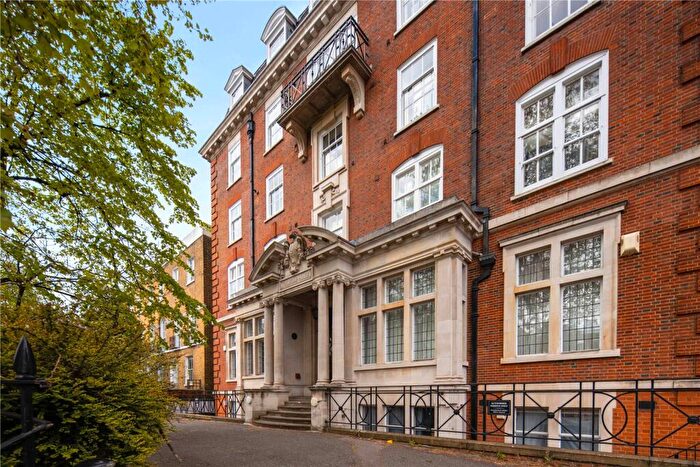 2 Bedroom Flat For Sale In Tredegar House, Bow Road, Bow, London, E3