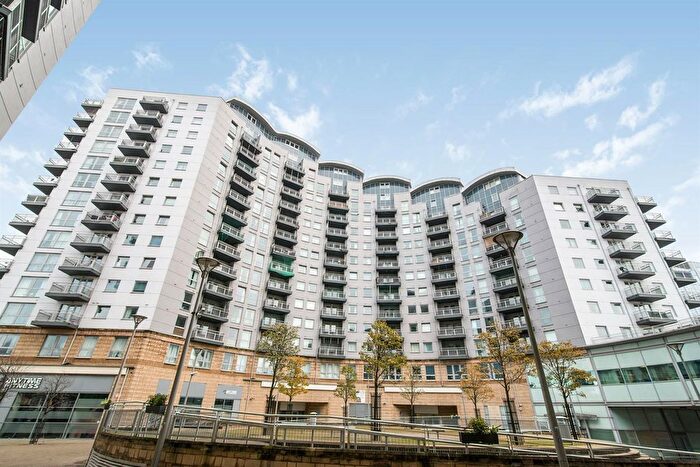 2 Bedroom Flat To Rent In Alencon Link, Basingstoke, RG21