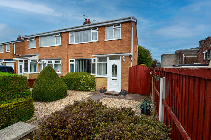 3 Bedroom Semi-Detached House For Sale In Greenacres Avenue, Kirkham, Preston, PR4