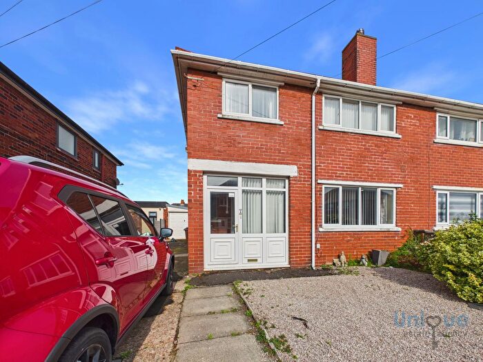3 Bedroom Semi-Detached House For Sale In Harwood Avenue, Lytham St. Annes, FY8