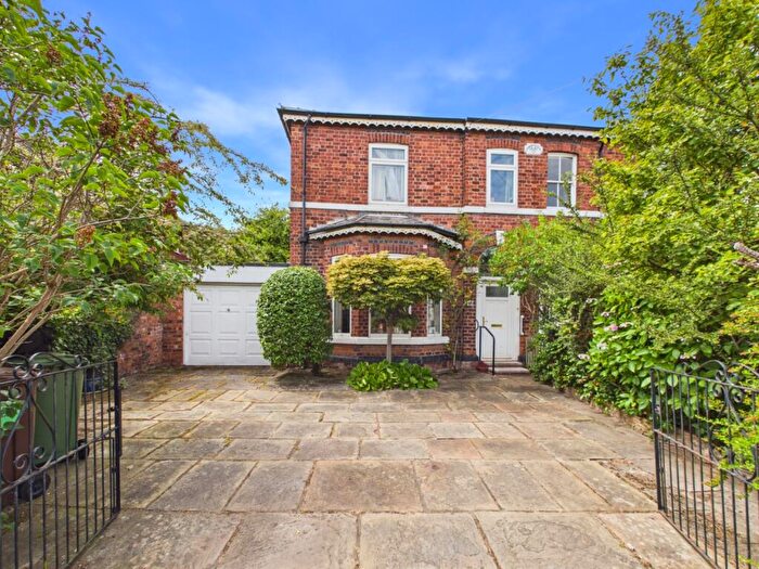 4 Bedroom Semi-Detached House For Sale In Andrews Lane, Formby, Liverpool, Merseyside, L37