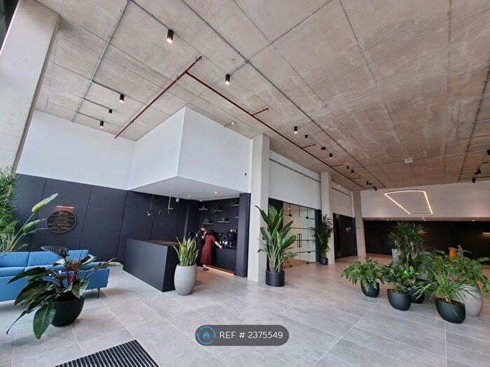 2 Bedroom Flat To Rent In Wharf End, Trafford Park, Manchester, M17