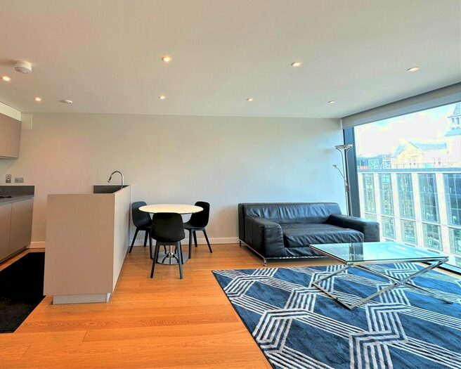 1 Bedroom Flat To Rent In Simpson Loan, Edinburgh, EH3
