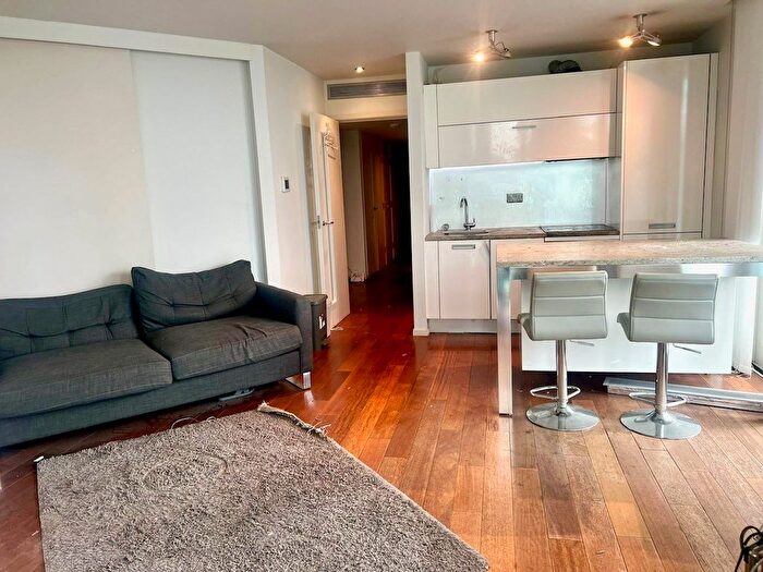 2 Bedroom Flat To Rent In Holloway Circus Queensway, Birmingham, B1