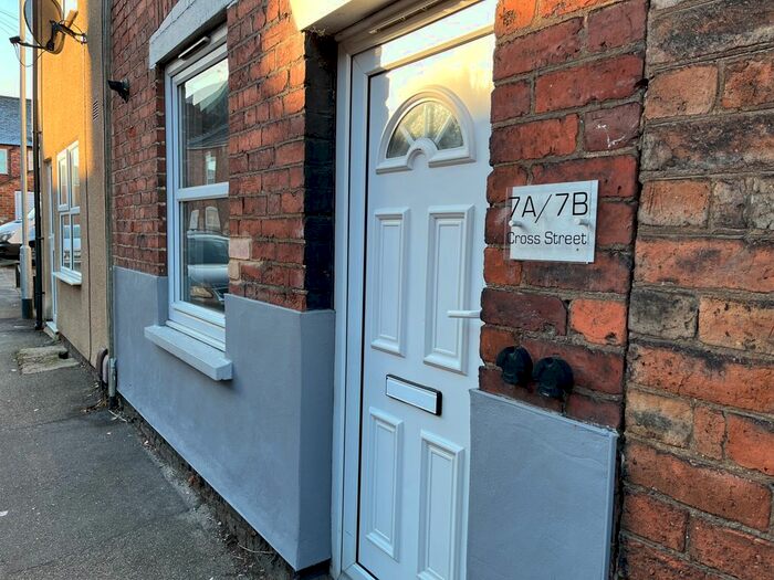 1 Bedroom Flat To Rent In Cross Street, Newark, NG24