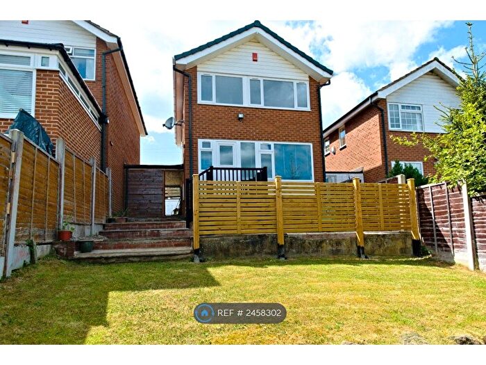 3 Bedroom Detached House To Rent In Green Hill Croft, Leeds, LS12