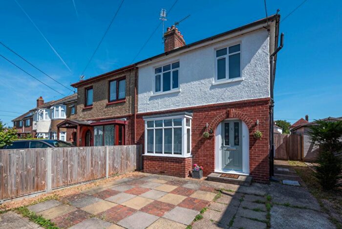 3 Bedroom Semi-Detached House For Sale In Lovell Road, Rough Common, CT2