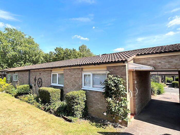 1 Bedroom Semi-Detached Bungalow For Sale In Buckthorn, Stacey Bushes, Milton Keynes, MK12