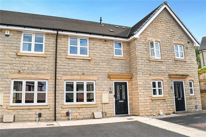 2 Bedroom Terraced House To Rent In Townson Fold, Eastburn, Keighley, West Yorkshire, BD20