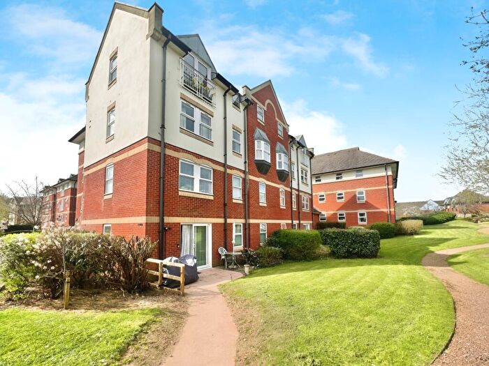 2 Bedroom Apartment For Sale In Jackman Close, Abingdon, Oxfordshire, OX14