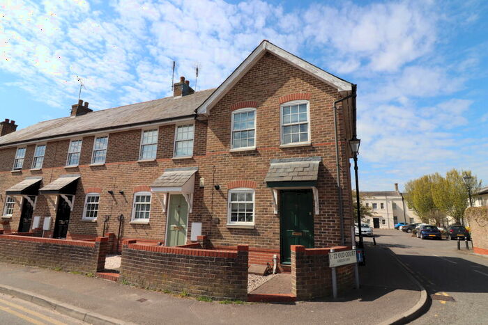 2 Bedroom House To Rent In Arbour Lane, Off Springfield Road, Chelmsford, CM1