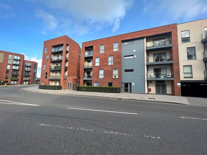 1 Bedroom Flat To Rent In John Thornycroft Road, Southampton, Hampshire, SO19