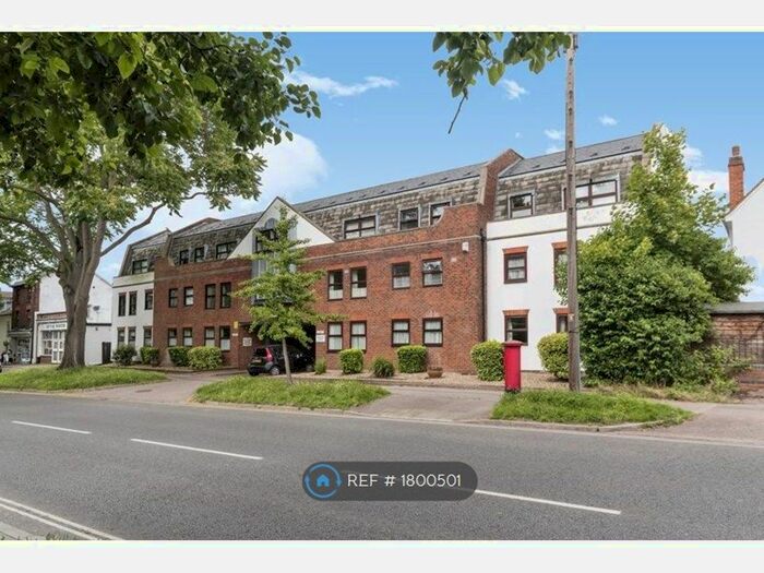 1 Bedroom Flat To Rent In High Street, Baldock, SG7