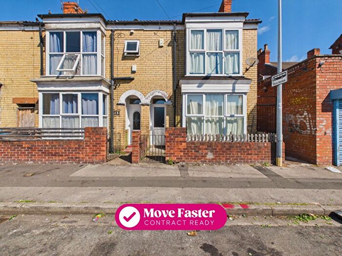 2 Bedroom End Of Terrace House For Sale In Grafton Street, Hull, East Riding Of Yorkshire, HU5
