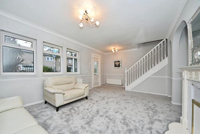 3 Bedroom Terraced House For Sale In Holburne Road, London, SE3